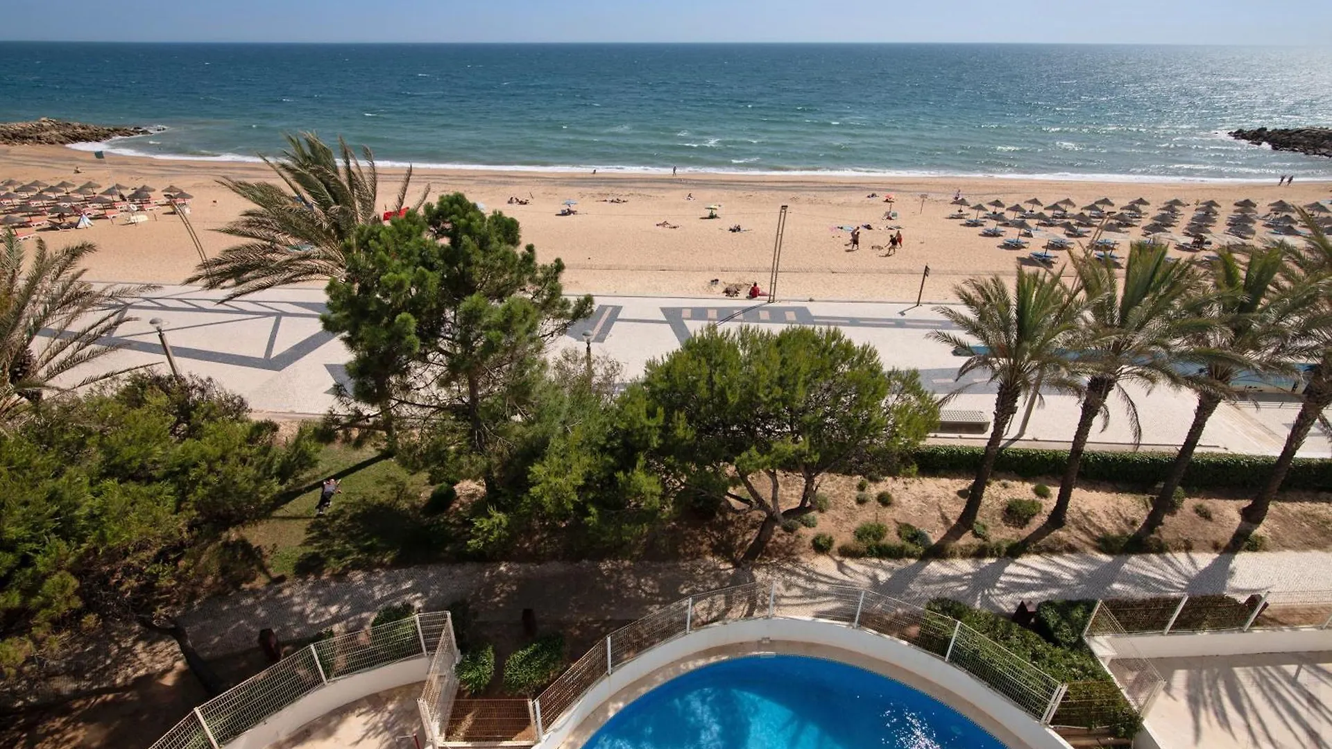 Beachfront Apartment T2 奎特里拉