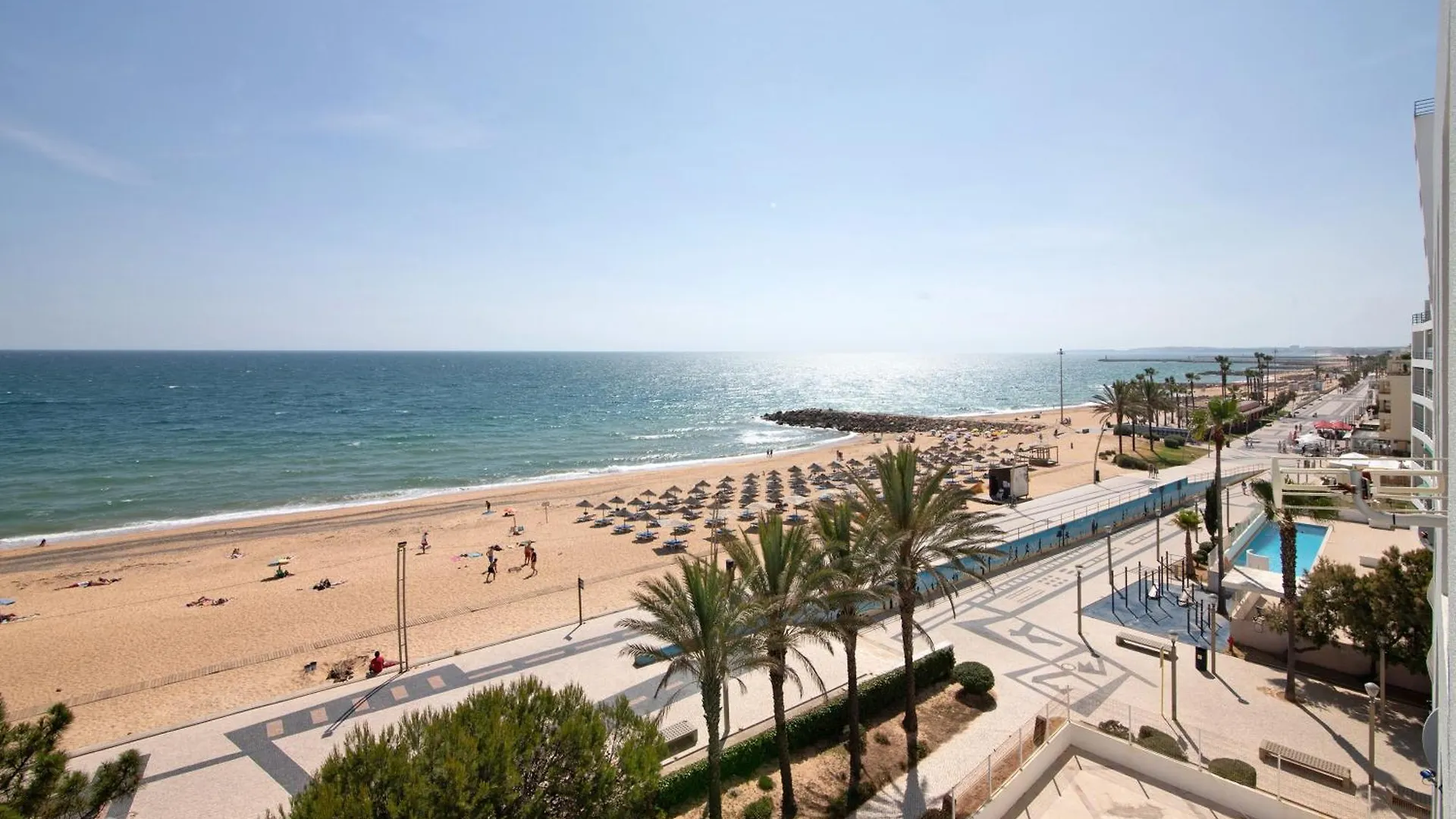 Beachfront Apartment T2 Quarteira